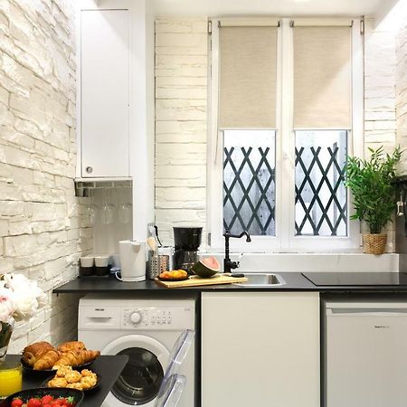 Lovely Place In A Quiet Area Between Invalides Et Eiffel Tower Apartment Paris Exterior foto