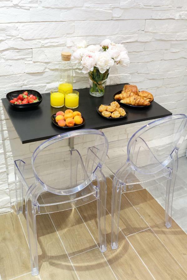 Lovely Place In A Quiet Area Between Invalides Et Eiffel Tower Apartment Paris Exterior foto