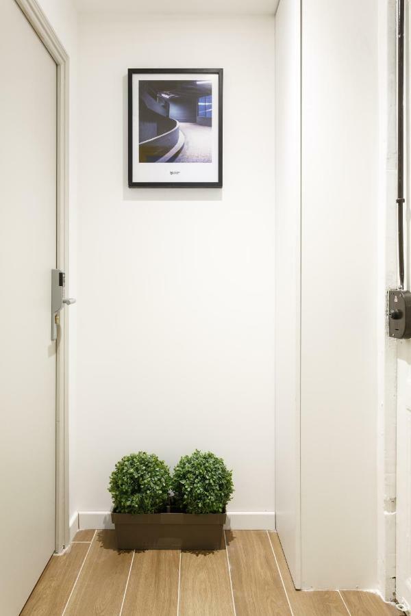 Lovely Place In A Quiet Area Between Invalides Et Eiffel Tower Apartment Paris Exterior foto