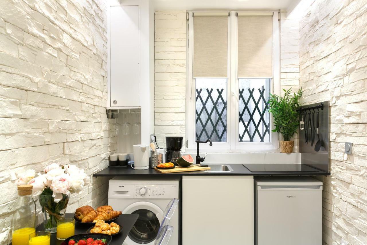Lovely Place In A Quiet Area Between Invalides Et Eiffel Tower Apartment Paris Exterior foto